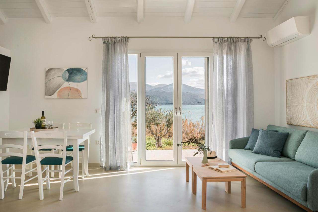 Apollonides Seafront Villa1 Aoede Lixouri Exterior photo