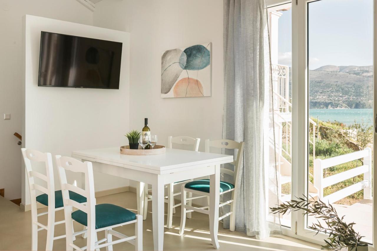 Apollonides Seafront Villa1 Aoede Lixouri Exterior photo